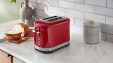 How we test toasters: KitchenAid 2 Slice Manual Lift Toaster 