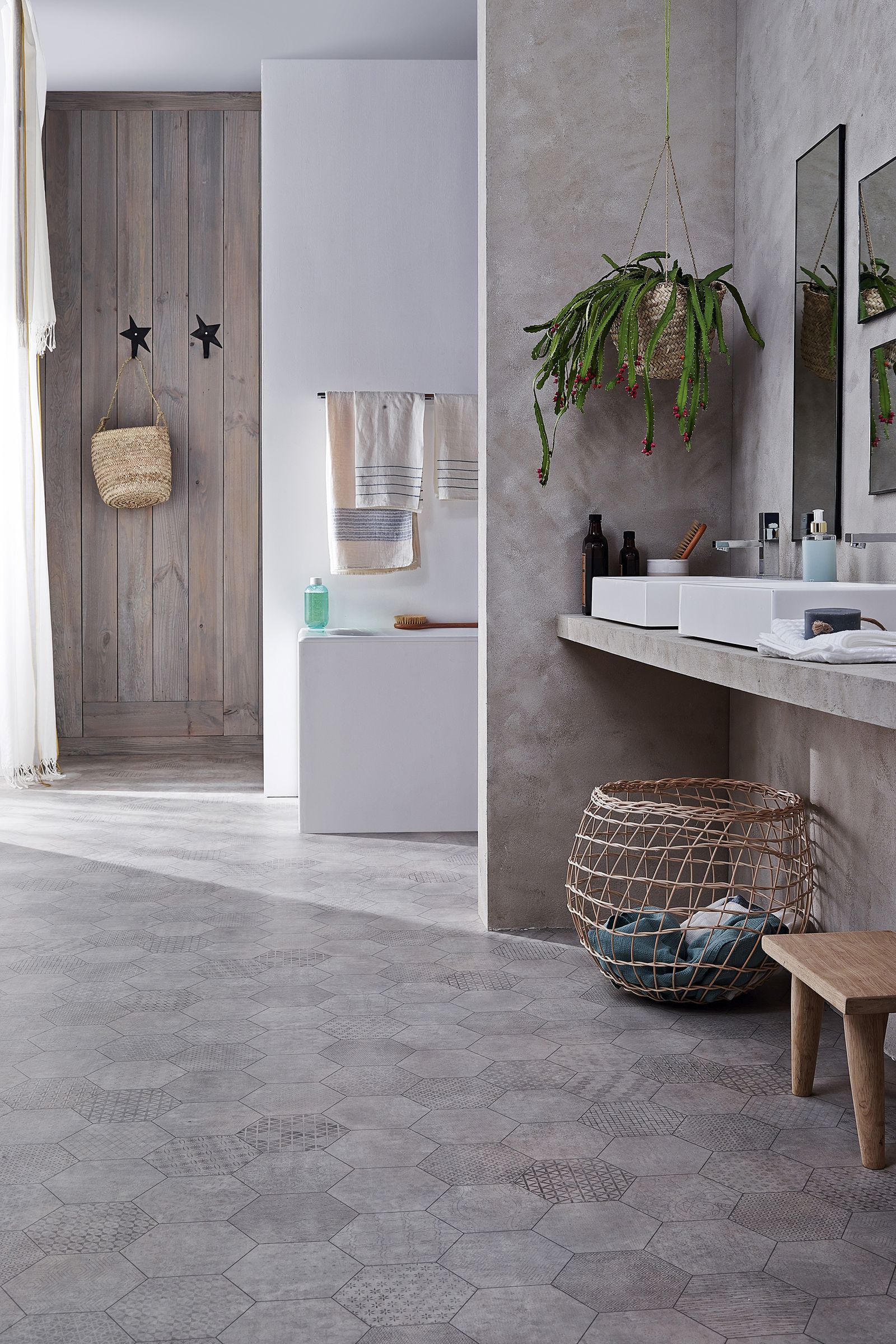 Vinyl bathroom flooring ideas: 10 easy to clean floors | Homes and Gardens