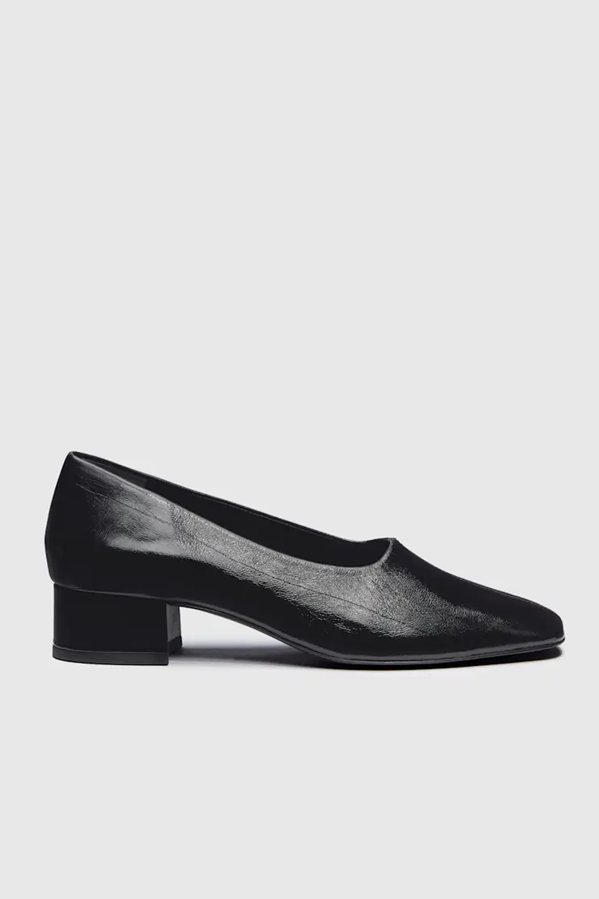 Reformation, Inez Pumps