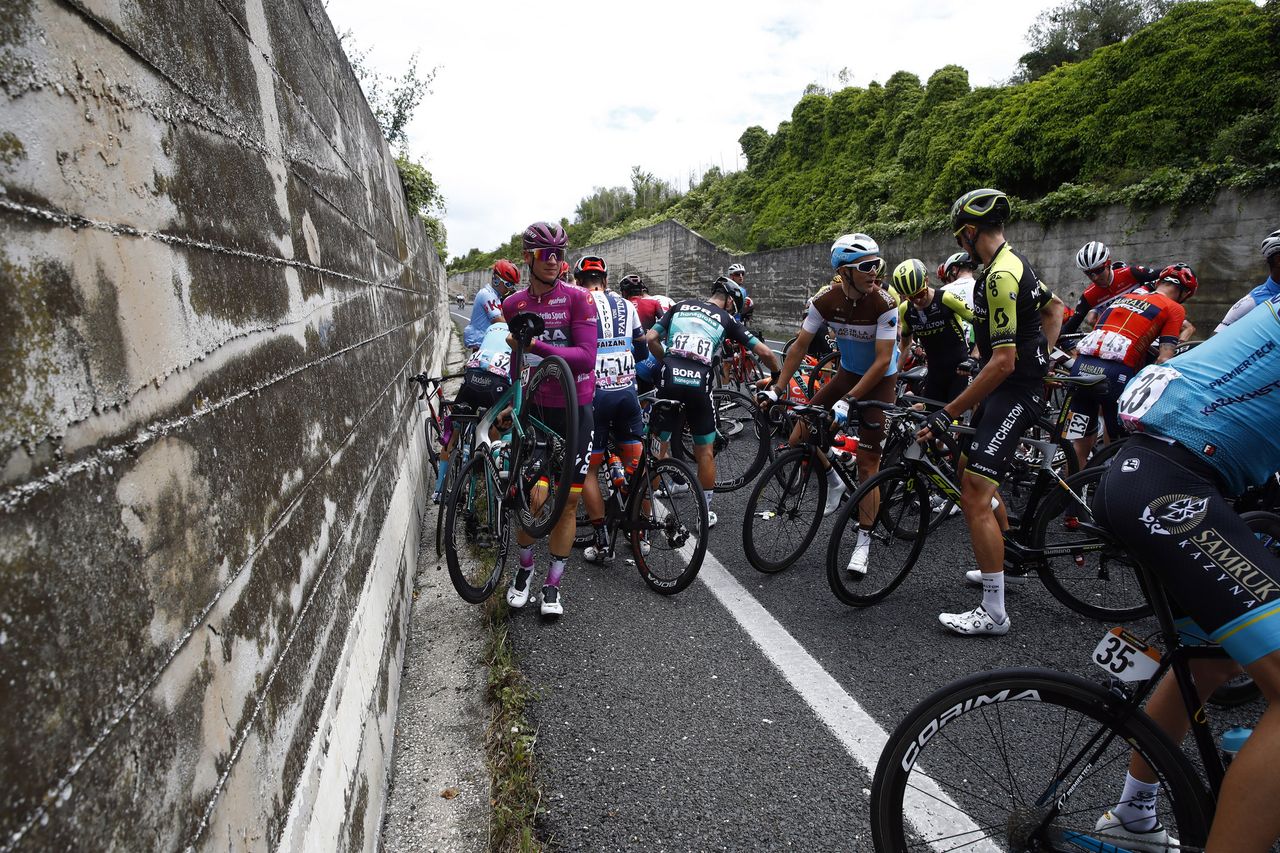 Pascal Ackermann (Bora-Hansgrohe) among the crash aftermath