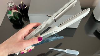 The Remington Hydraluxe Pro Straightener S9001 with the water tank partially reviewed