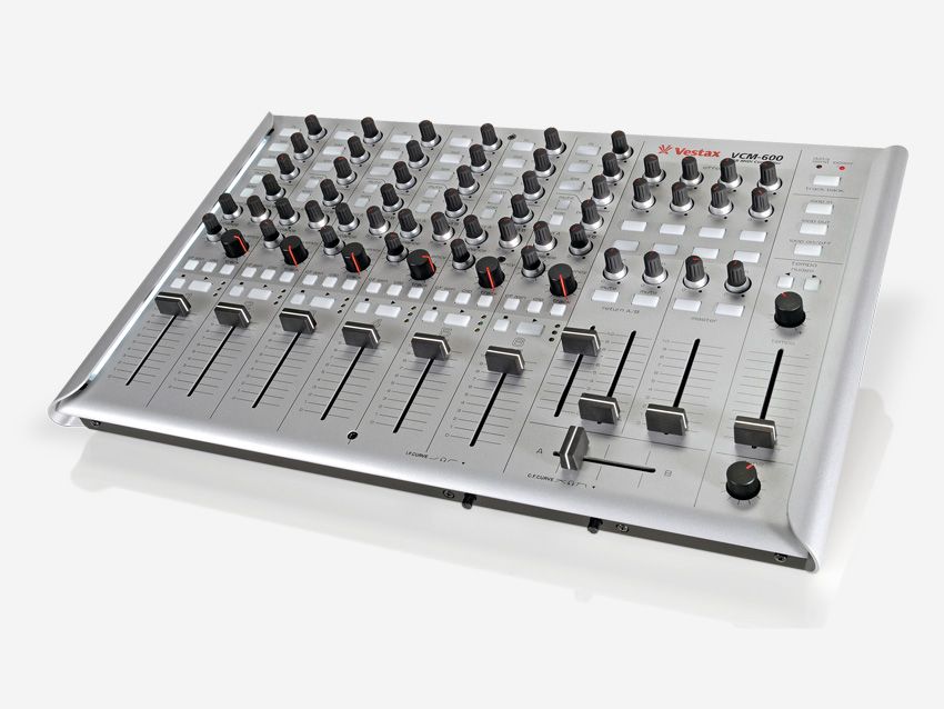 Vestax VCM-600 コントローラー⭐️希少品 Vestax VCM-600 review | MusicRadar