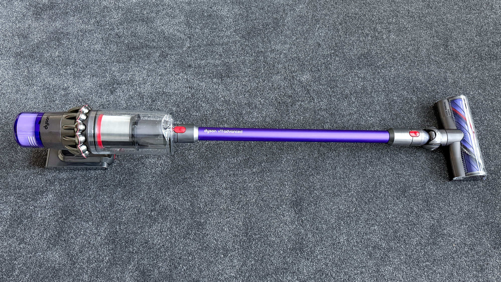 Dyson V11 Advanced review