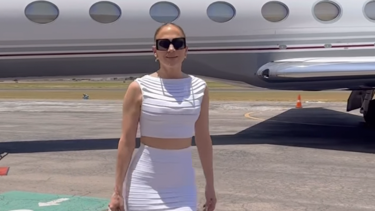 Jennifer Lopez wearing a white two-piece Alaïa set in Mexico for &#039;Atlas&#039; May 2024 