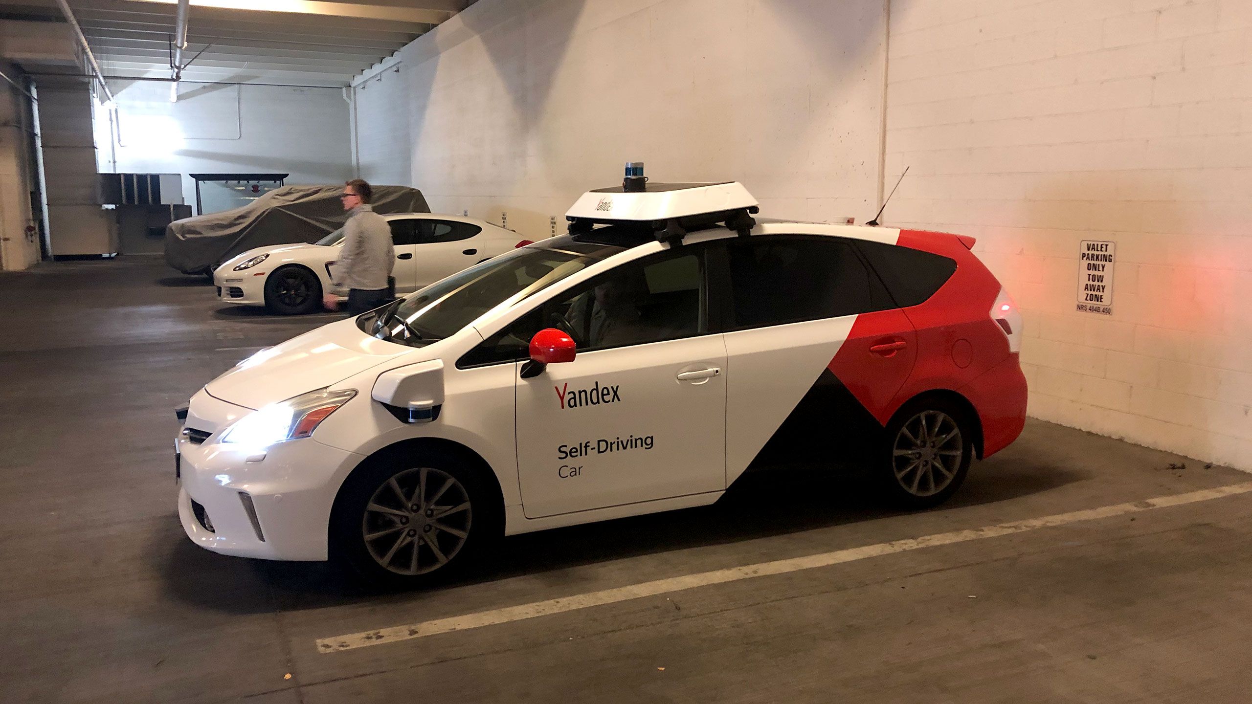 I rode in a self-driving car that's basically powered by a high-end ...