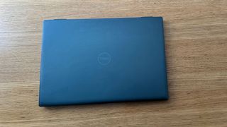 Dell Inspiron 16 Plus 7620 review: Design and display