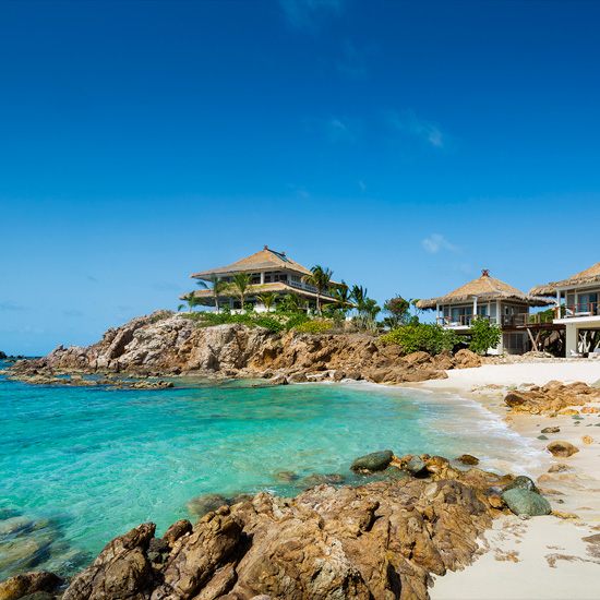 moskito island with beach villa