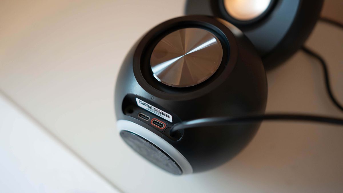 Creative Pebble Pro PC speakers