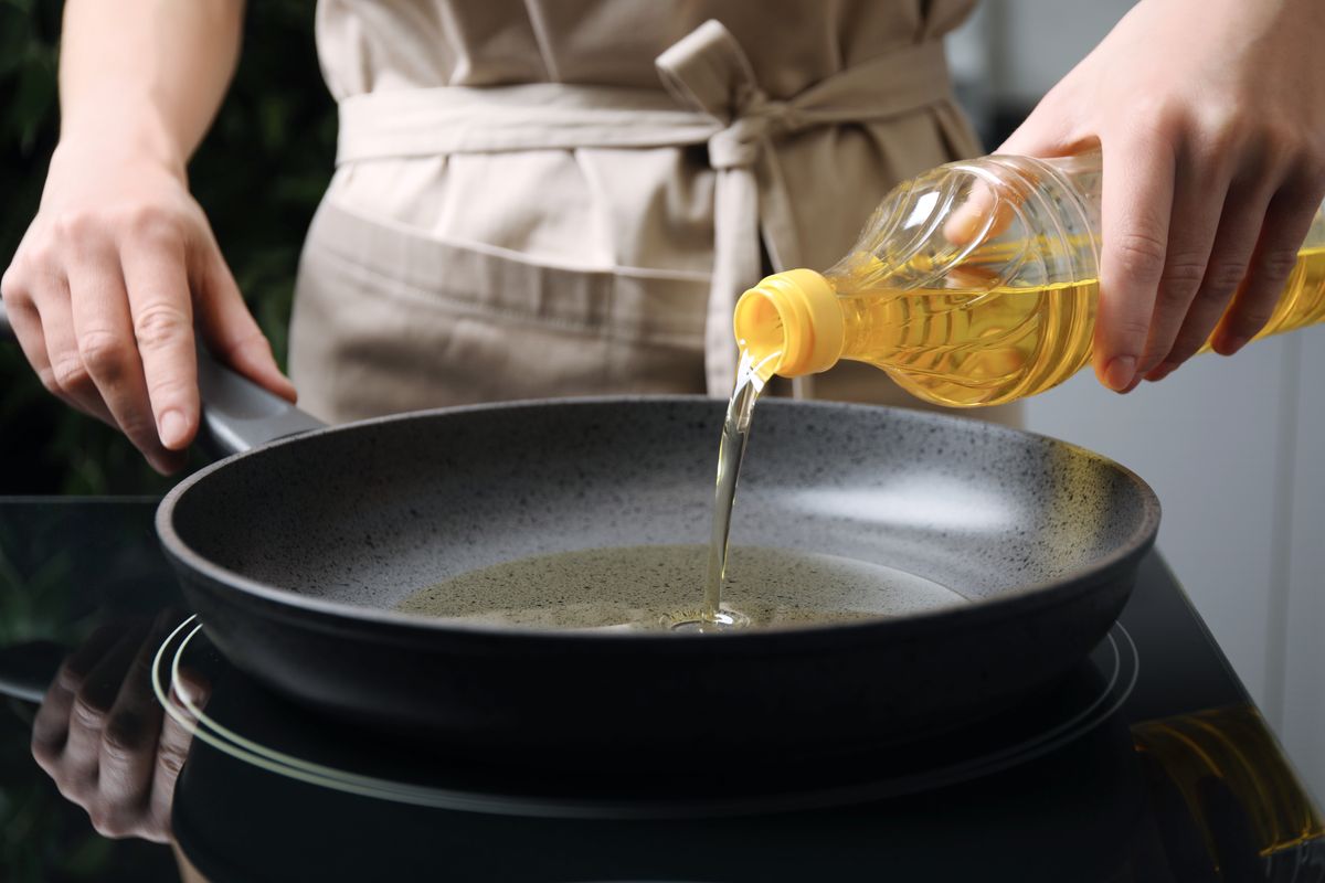 How to dispose of cooking oil the right way