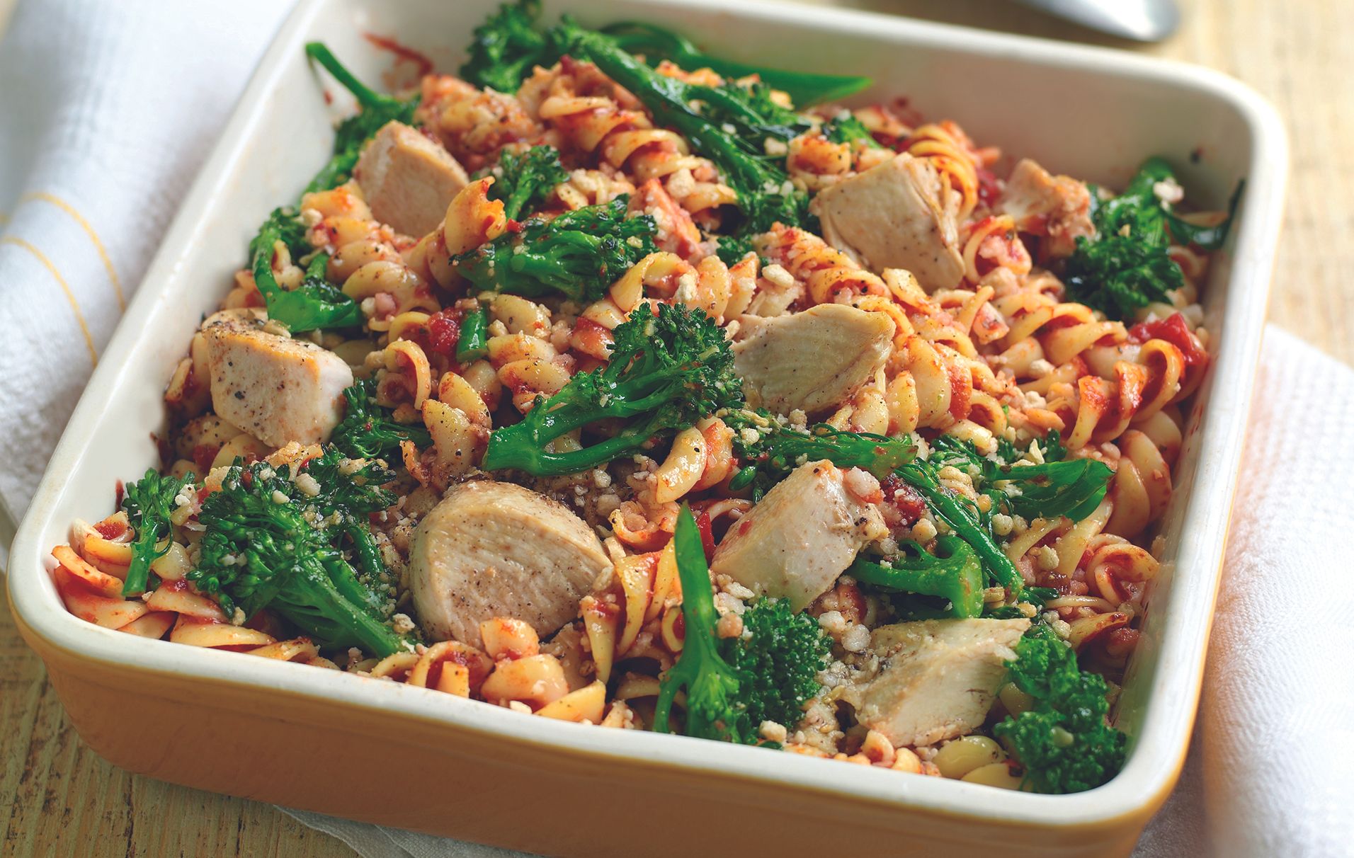 Slimming World's turkey, broccoli and pasta gratin recipe