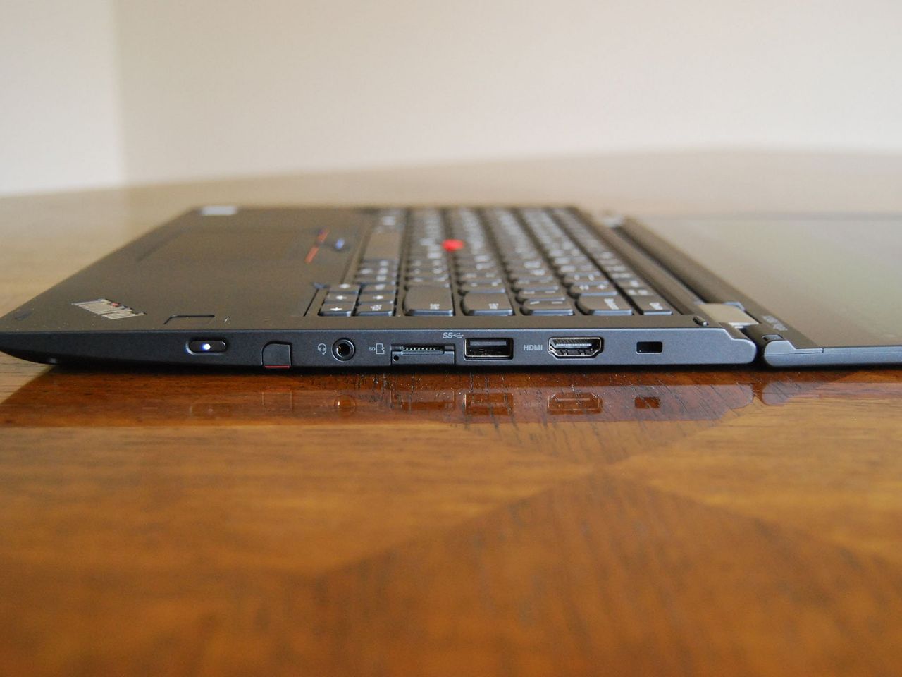 Lenovo ThinkPad X380 Yoga review