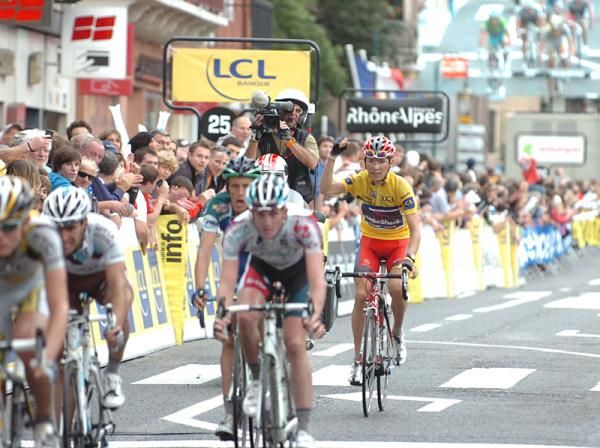 Janez Brajkovic (RadioShack) crosses the line, safely keeping his yellow jersey.