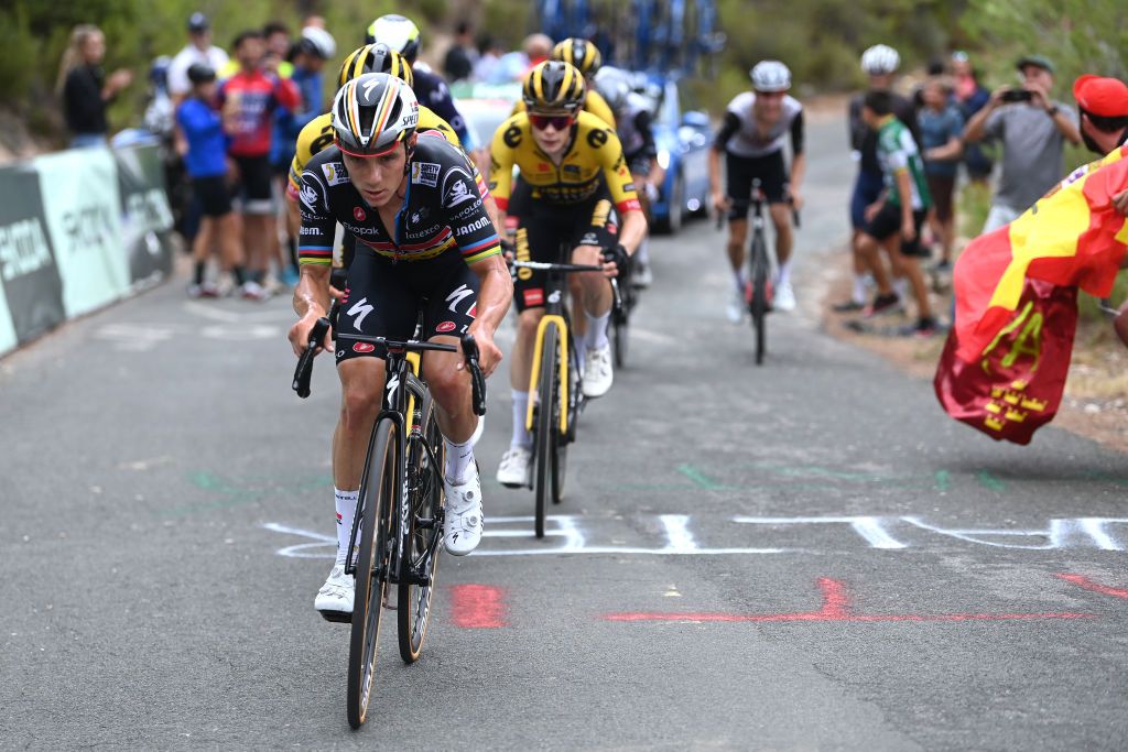 Remco Evenepoel (Soudal- Quick Step) battles in select group for the stage win