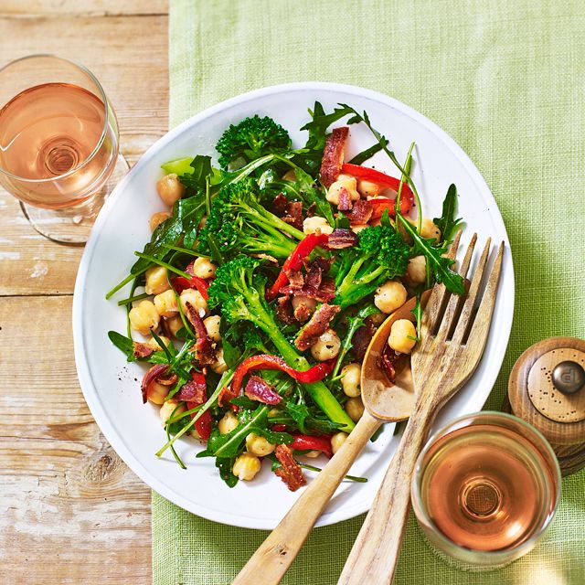 Chickpea Salad With Broccoli, Rocket And Crispy Bacon | Dinner Recipes ...