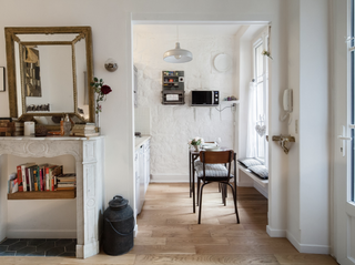 Airbnb with amazing interior in Paris