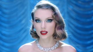 Taylor Swift in the Bejeweled music video. 