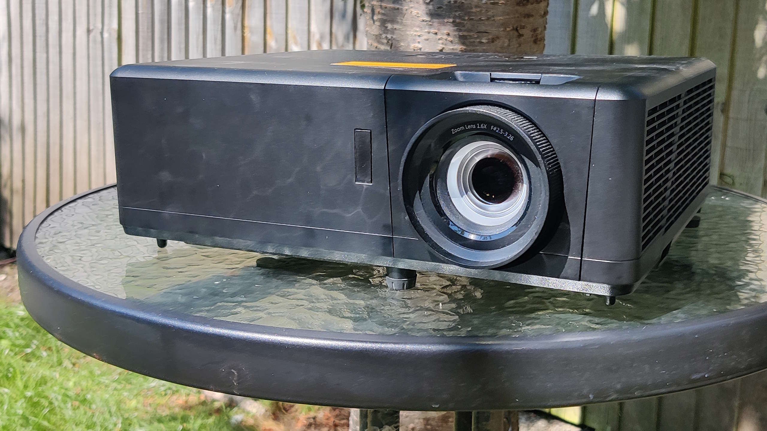 Optoma UHZ55 projector review