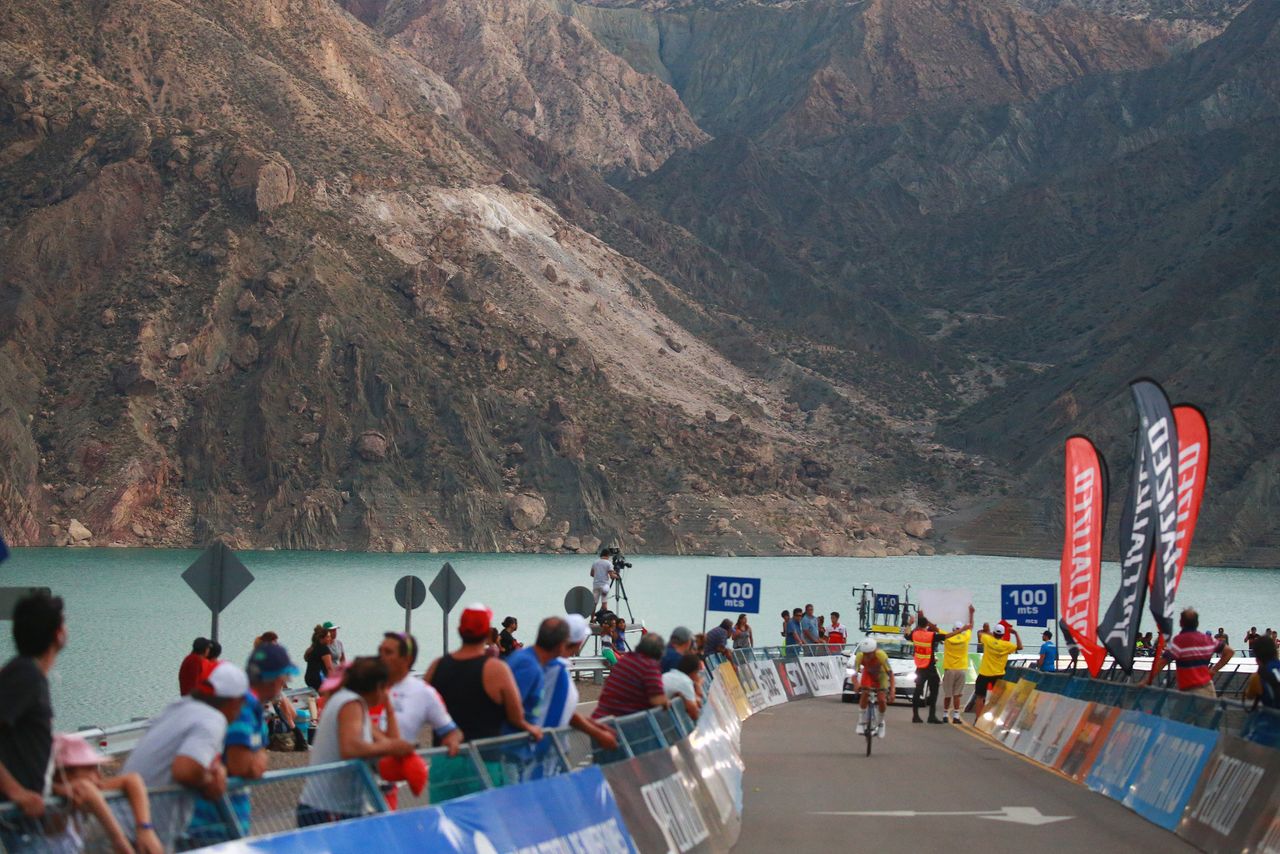 Some nice lakeside scenery for the time trial