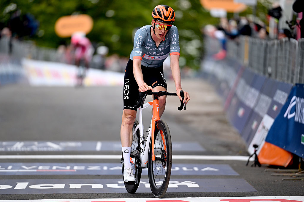 CORNO ALLE SCALE, ITALY - MAY 17: Thymen Arensman of Netherlands and Netcompany INEOS Cycling Team crosses the finish line during the 109th Giro d&amp;apos;Italia 2026, Stage 9 a 184km stage from Cervia to Corno alle Scale 1469m / #UCIWT / on May 17, 2026 in Corno alle Scale, Italy. (Photo by Tim de Waele/Getty Images)