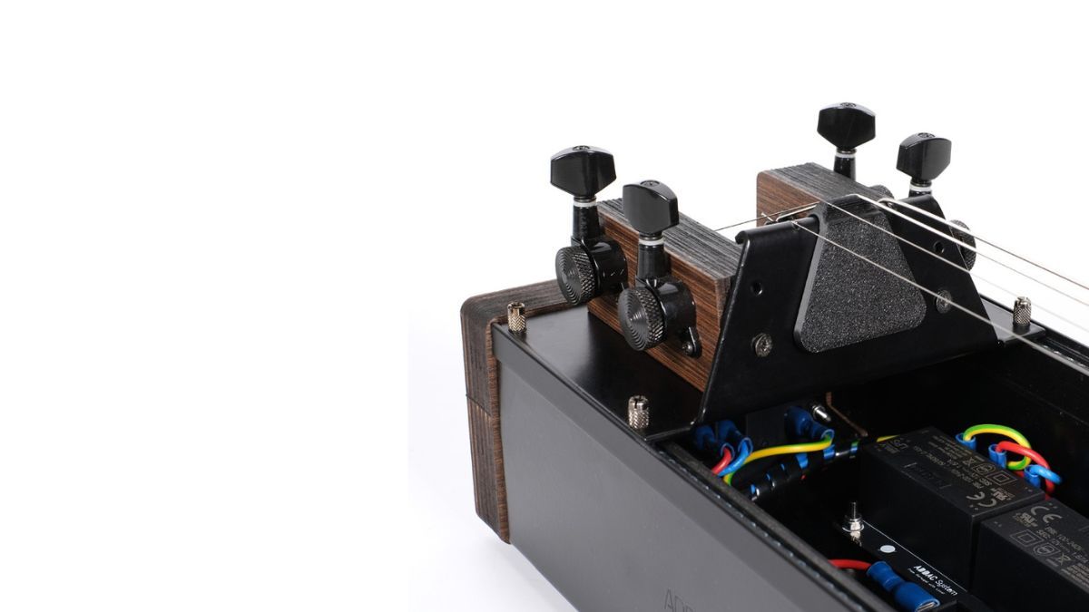 ADDAC System Four String Series
