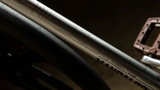 The GT Pro Performer 29: The Mandalorian Edition frame details