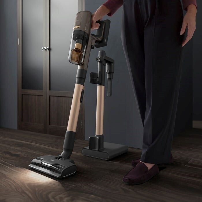 AEG 8000 Series Cordless vacuum review Real Homes