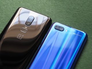 OnePlus 6 and Honor 10