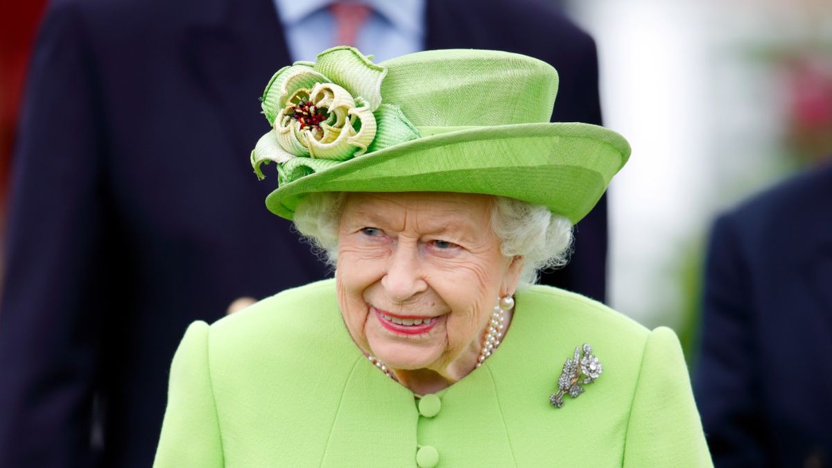 The Queen’s clever fashion hacks you’ll never have noticed | Woman & Home