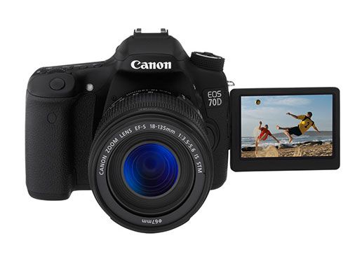 Canon EOS 70D DSLR: Chiếc máy ảnh DSLR Canon EOS 70D sẽ mang đến cho bạn trải nghiệm chụp ảnh đỉnh cao với độ phân giải 20.2MP và khả năng quay phim full HD. Với tính năng Dual Pixel CMOS AF và hệ thống lấy nét 19 điểm, chiếc máy ảnh này sẽ giúp bạn chụp được những bức ảnh chuyên nghiệp và sắc nét.