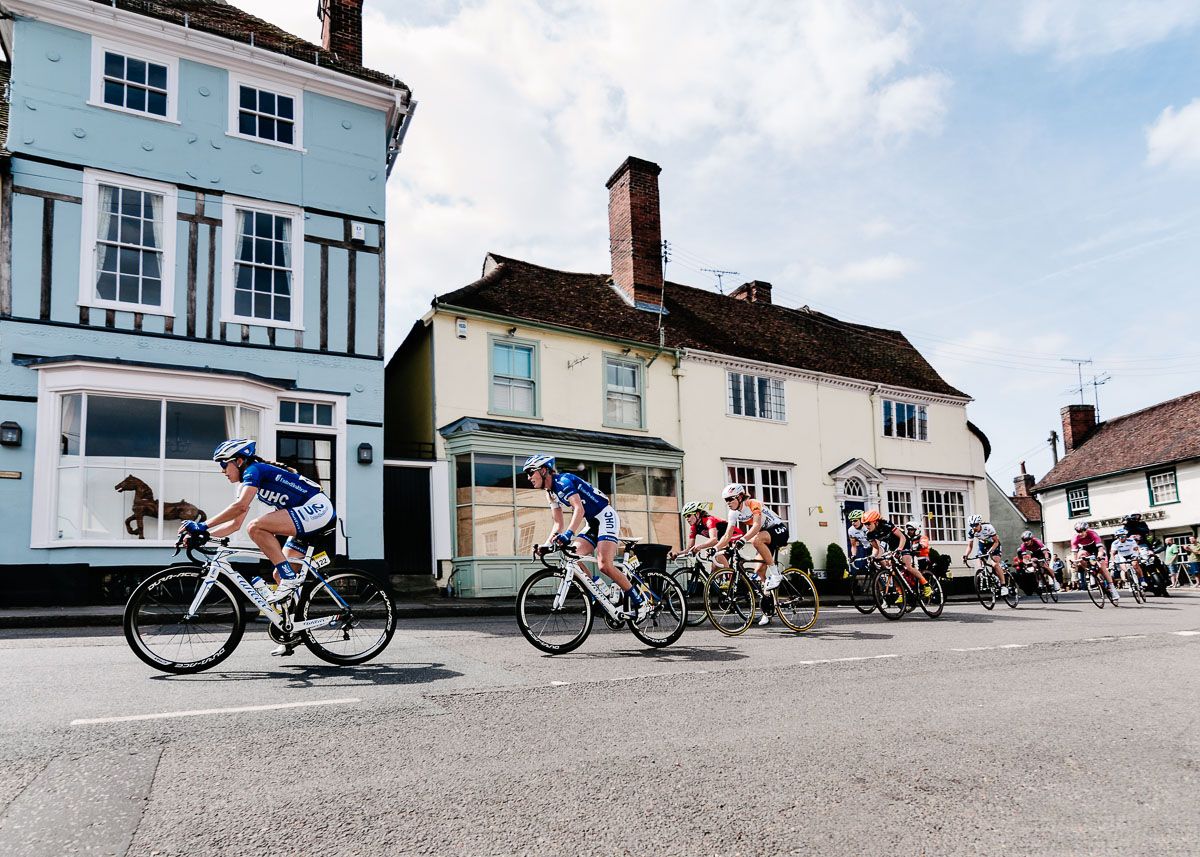 UnitedHealthcare's Rushlee Buchanan and Hannah Barnes at the front