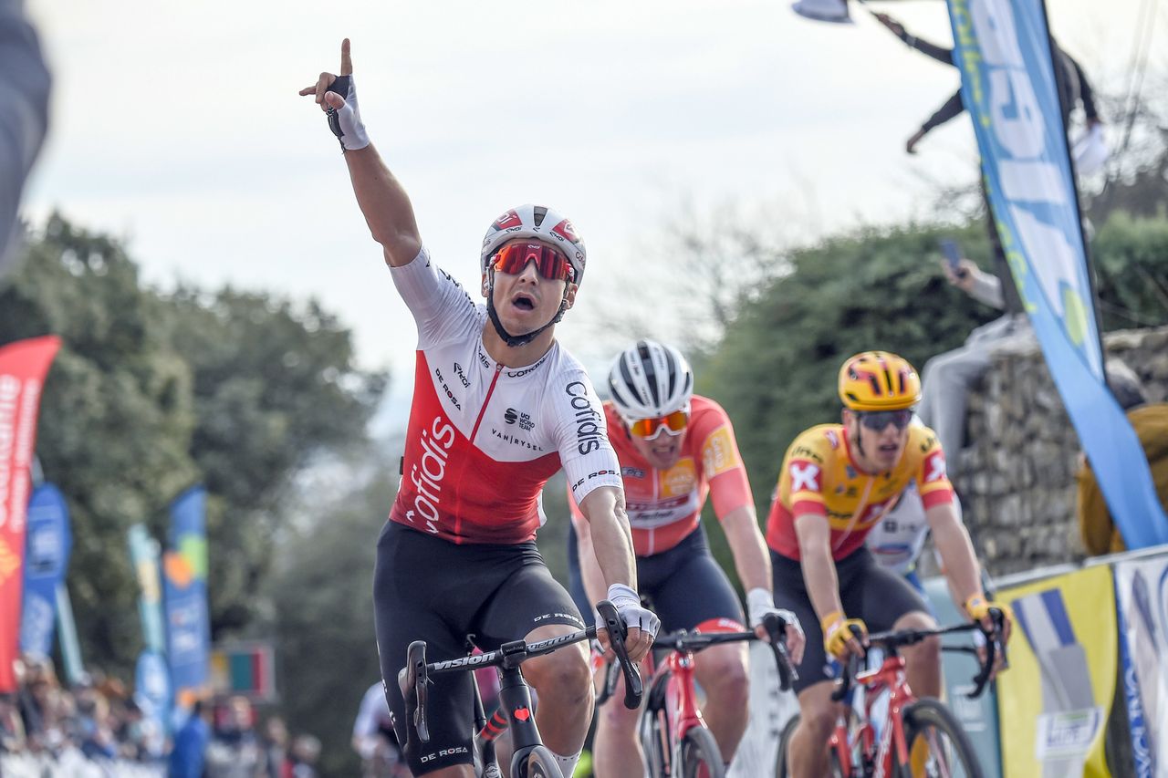 Etoile de Besseges - Tour du Gard 2022 - 52nd Edition - 2nd stage Saint-Christol-les-Ales - Rousson 156 km - 03/02/2022 - Bryan Coquard (FRA - Cofidis) - Mads Pedersen (DEN - Trek - Segafredo) - Mathieu Burgaudeau (FRA - Totalenergies) - photo Tommaso Pelagalli/SprintCyclingAgency&Acirc;&copy;2022