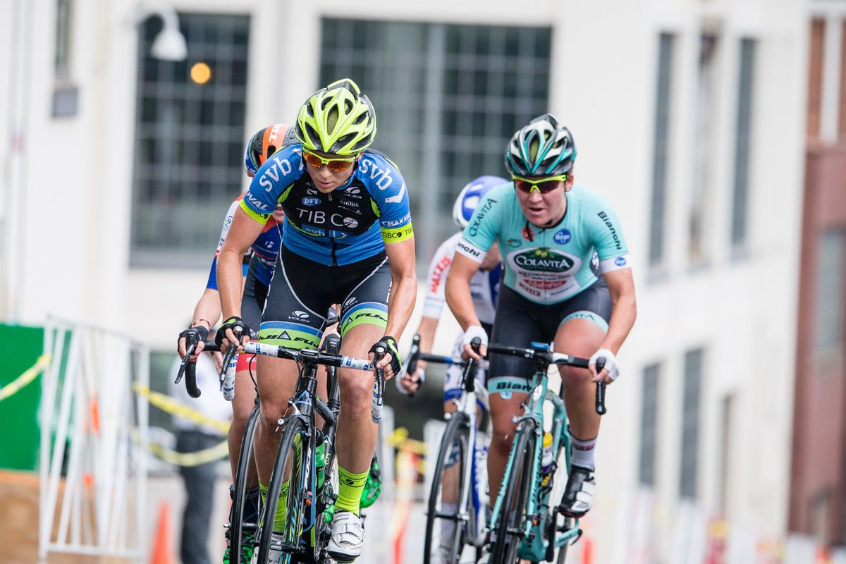 Lauren Hall (Tibco-SVB) leads an attack.
