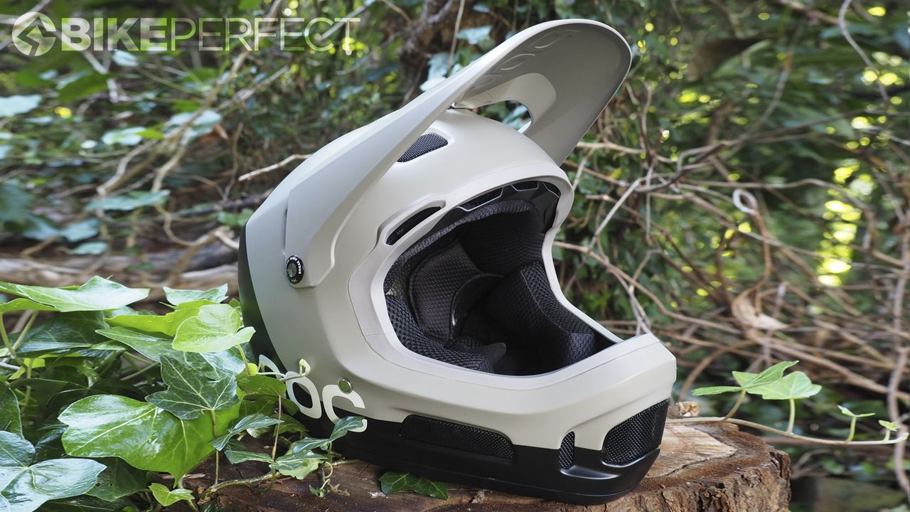 POC Coron Air SPIN full-face helmet three-quarter view