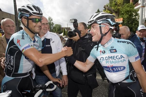 Boonen thanks his teammates for their work