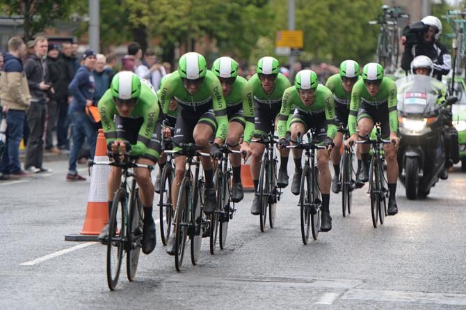 Belkin sticks together in the Giro d'Italia opening team time trial