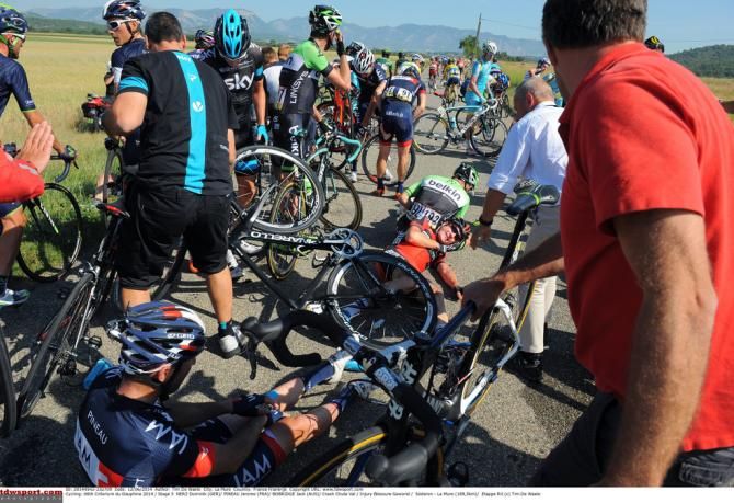 Plenty of wounded riders after a crash