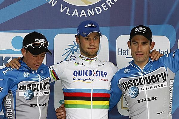 The podium (L to R): Leif Hoste (2nd), Tom Boonen (1st) and George Hincapie (3rd)