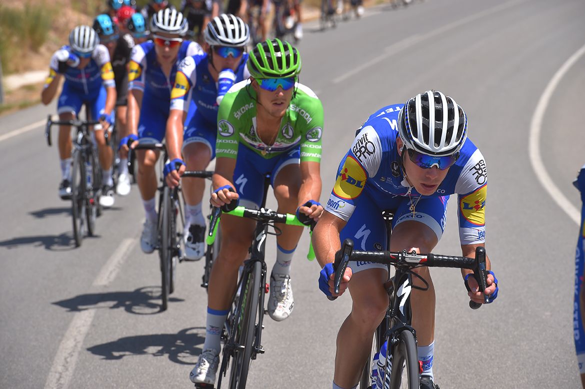 Matteo Trentin sits comfortably in the peloton