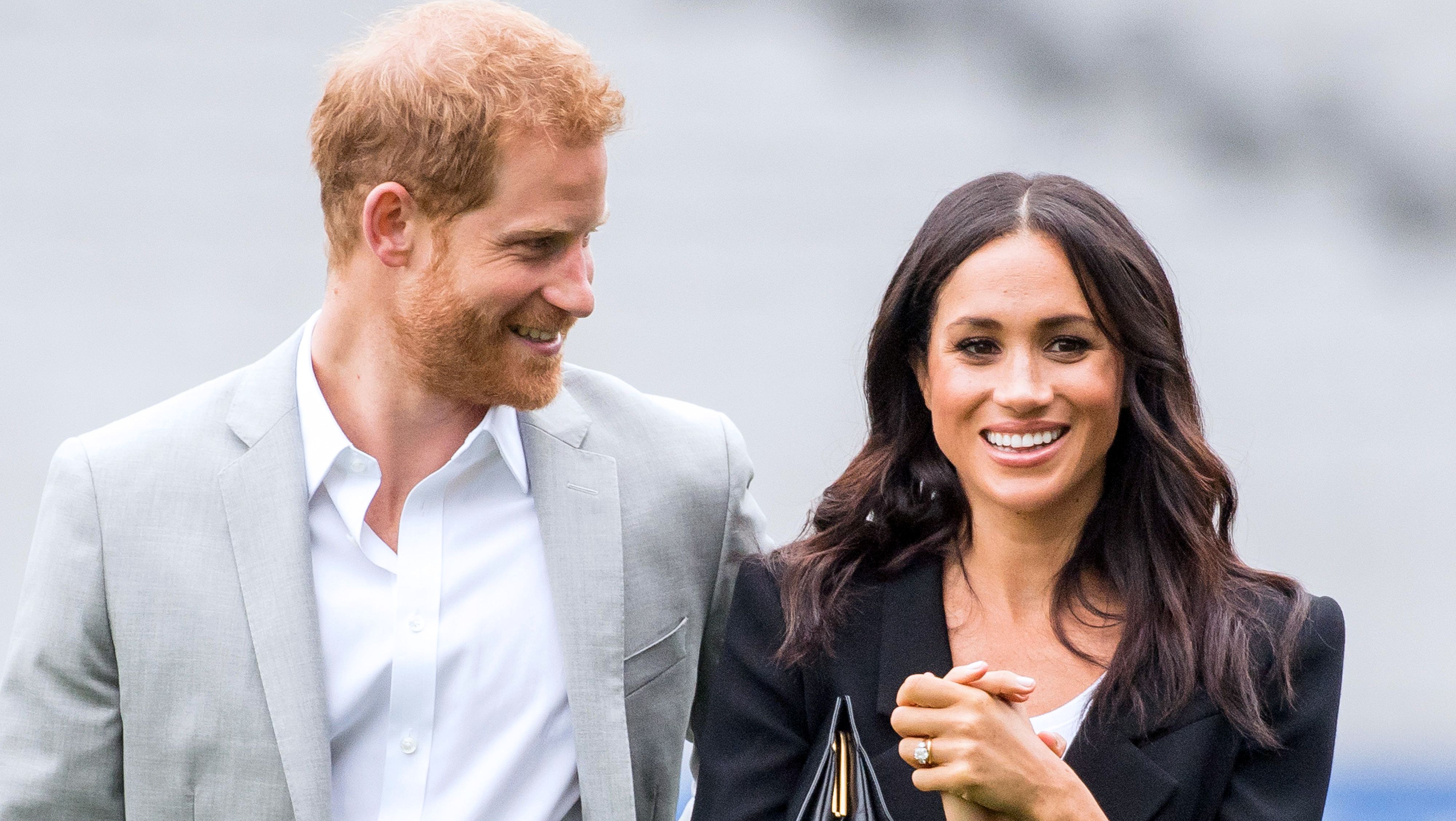 Prince Harry Reportedly Gave Meghan Markle A Romantic Art Gift Just ...