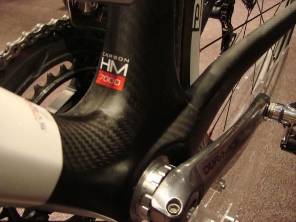 The all-new beefed up bottom bracket shell is a feature of the 2011 Gallium Pro.
