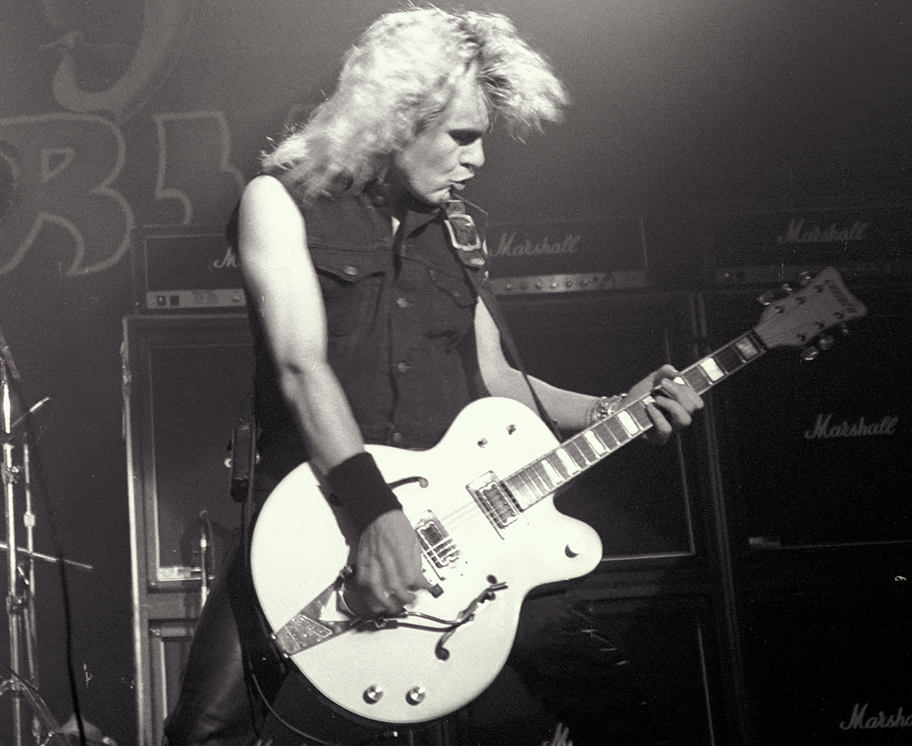 NEW YORK CITY, NY - JUNE 2: Ian Astbury and Billy Duffy of the Cult perform at the Ritz on June 2, 1987 in New York City. (Photo by Larry Marano/Getty Images)