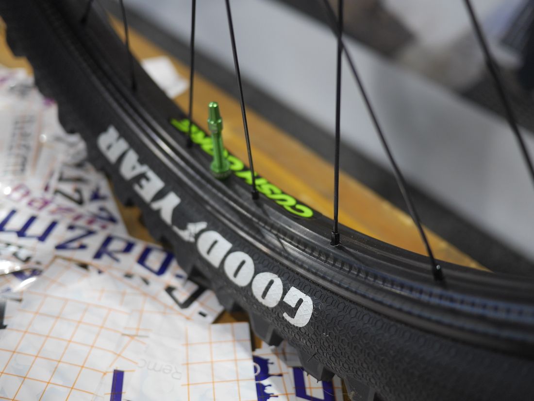 Em Karau showcases their build at the Philly Bike Expo