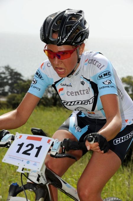 Mona Eiberweiser (Central Pro) en route to winning the Tour de L'Ain