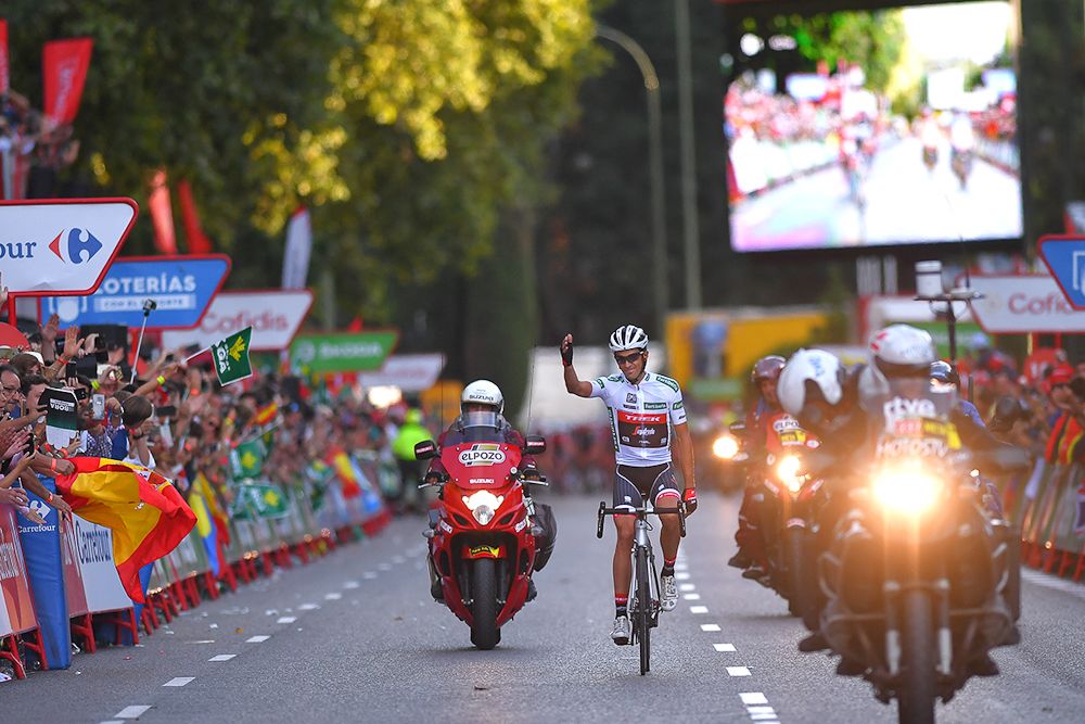 Alberto Contador greets his fans during the final race of his career