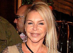 Campaigners slam Leslie Ash £5m NHS compensation