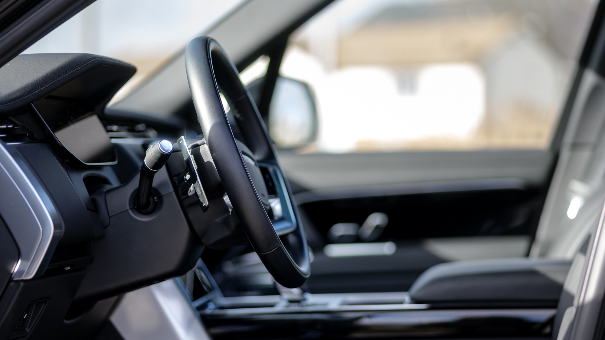 2025 Range Rover L460 test drive.