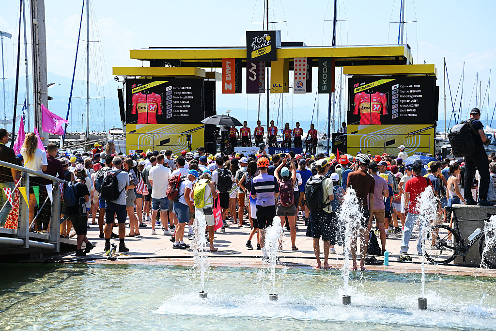 Tour de France Femmes stage 1 LIVE: All the action from the opening stage in Switzerland