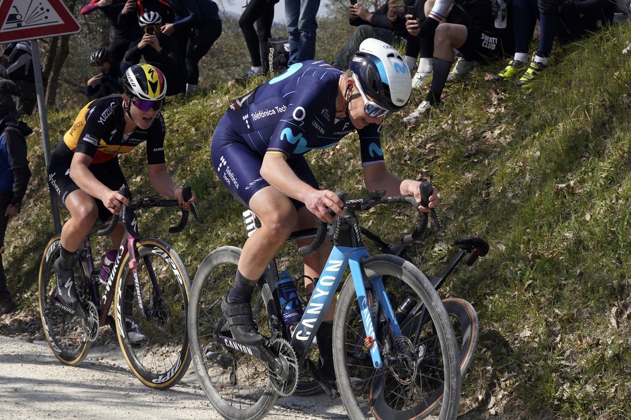 Strade Bianche Women 2022 - 8th Edition - Siena - Siena 136 km - 05/03/2022 - Lotte Kopecky (BEL - Team SD Worx) - Annemiek Van Vleuten (NED - Movistar Team) - photo Massimo Fulgenzi/SprintCyclingAgency&Acirc;&copy;2022