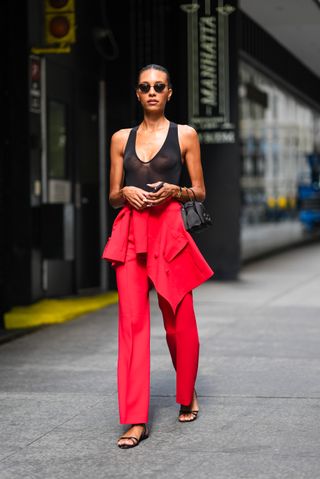 new york fashion week street style red