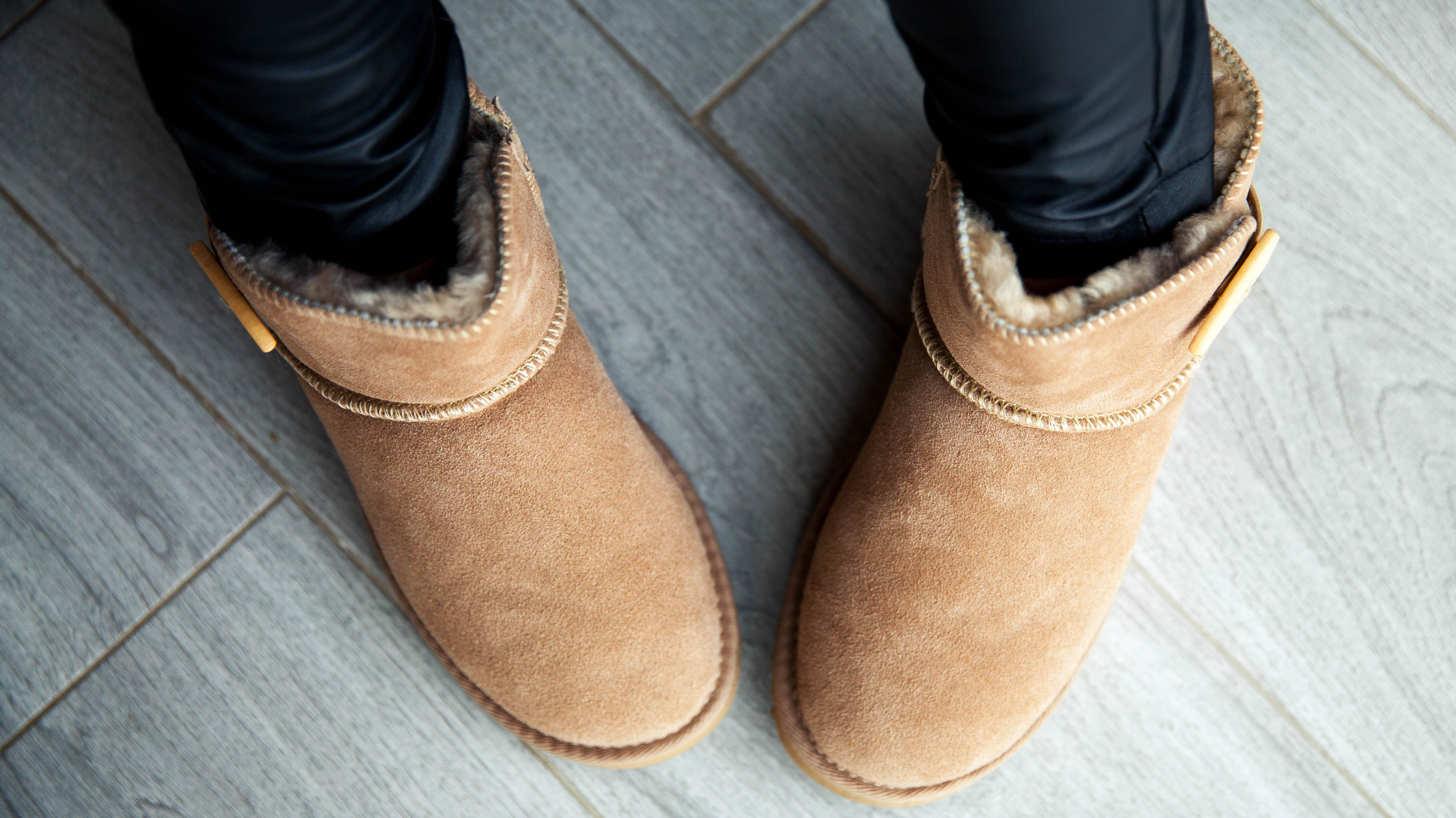 How to clean suede ugg clearance boots